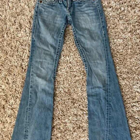 10 pair of jeans. Most true religion, 7, and citizen brand all gently worn.